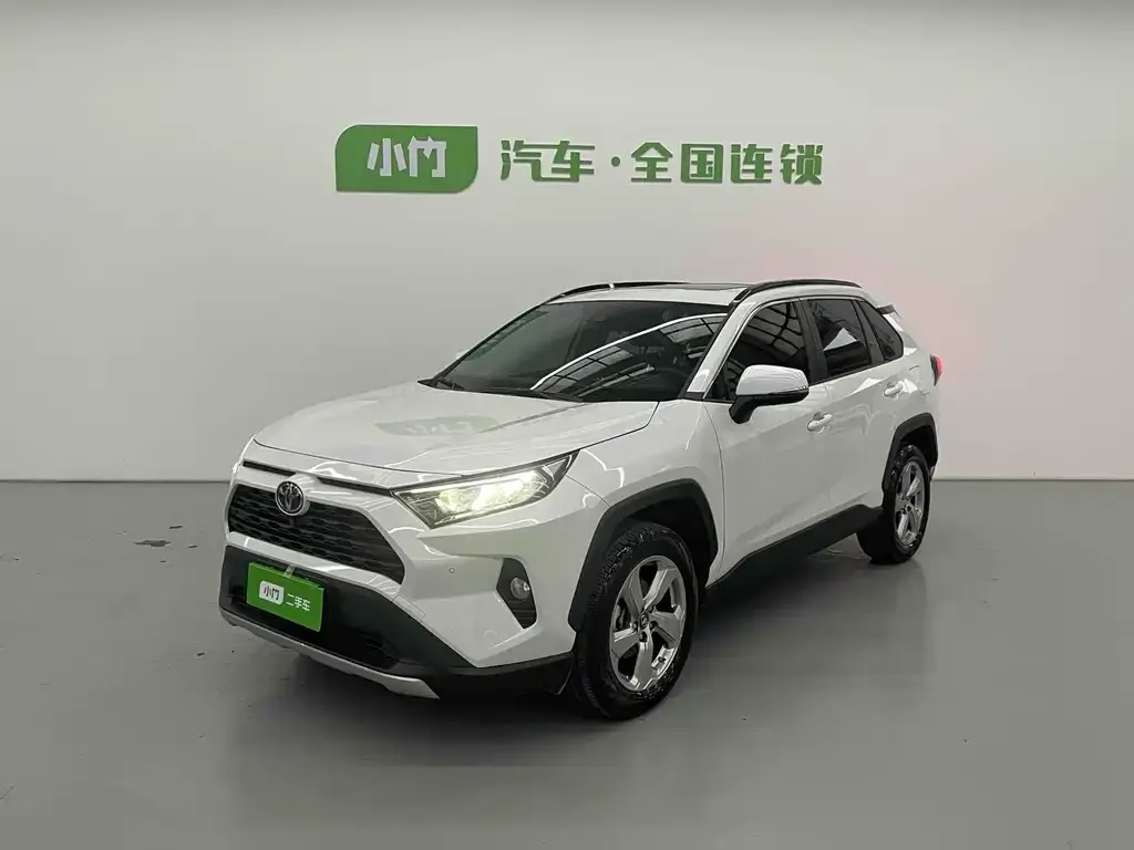 Toyota RAV4 2022 из CN, фото 1
