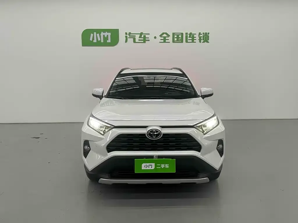 Toyota RAV4 2022 из CN, фото 2