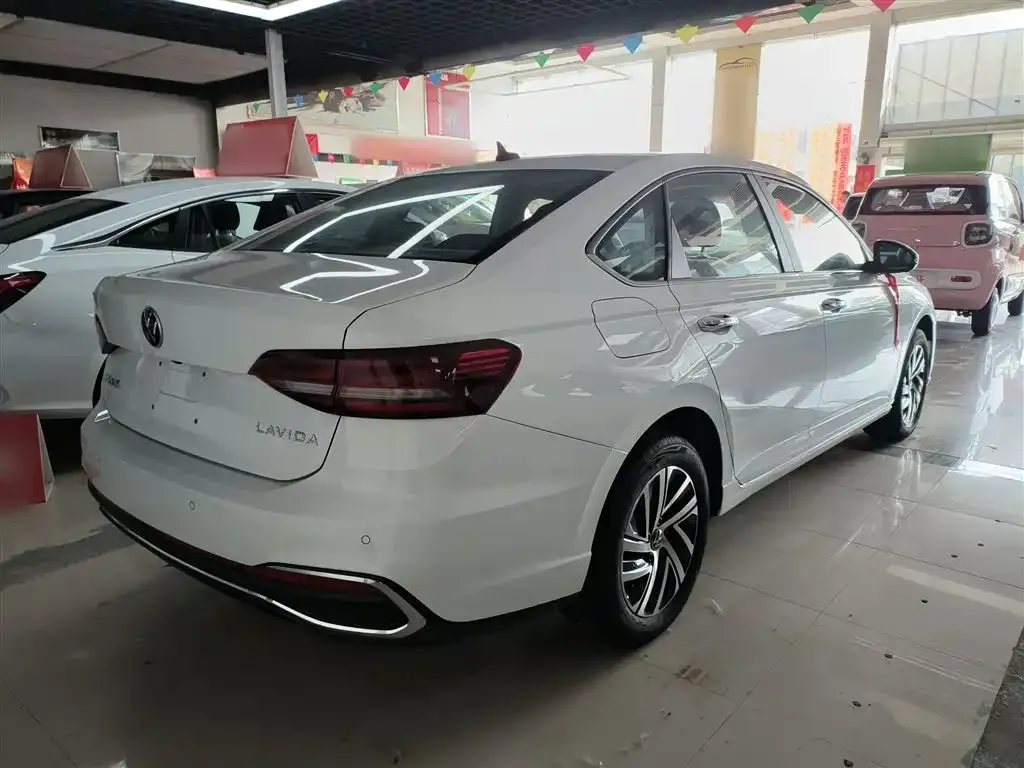 Volkswagen Lavida 2024 из CN, фото 7