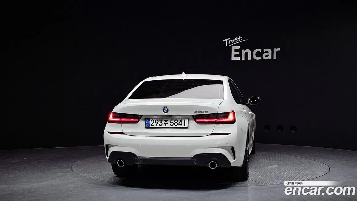 BMW 3-Series 2021 из KR, фото 4