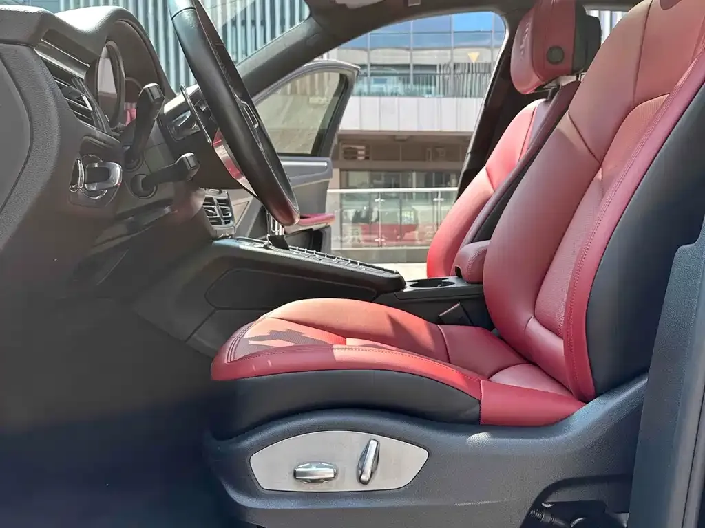 Porsche Macan 2023 из CN, фото 4
