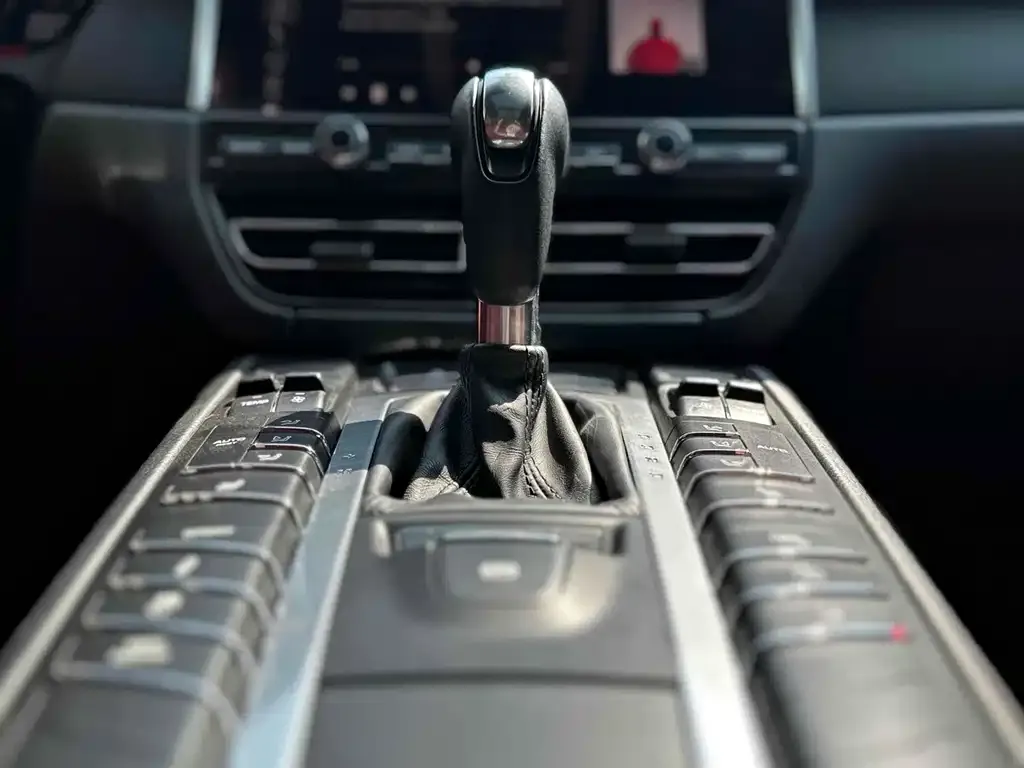 Porsche Macan 2023 из CN, фото 9