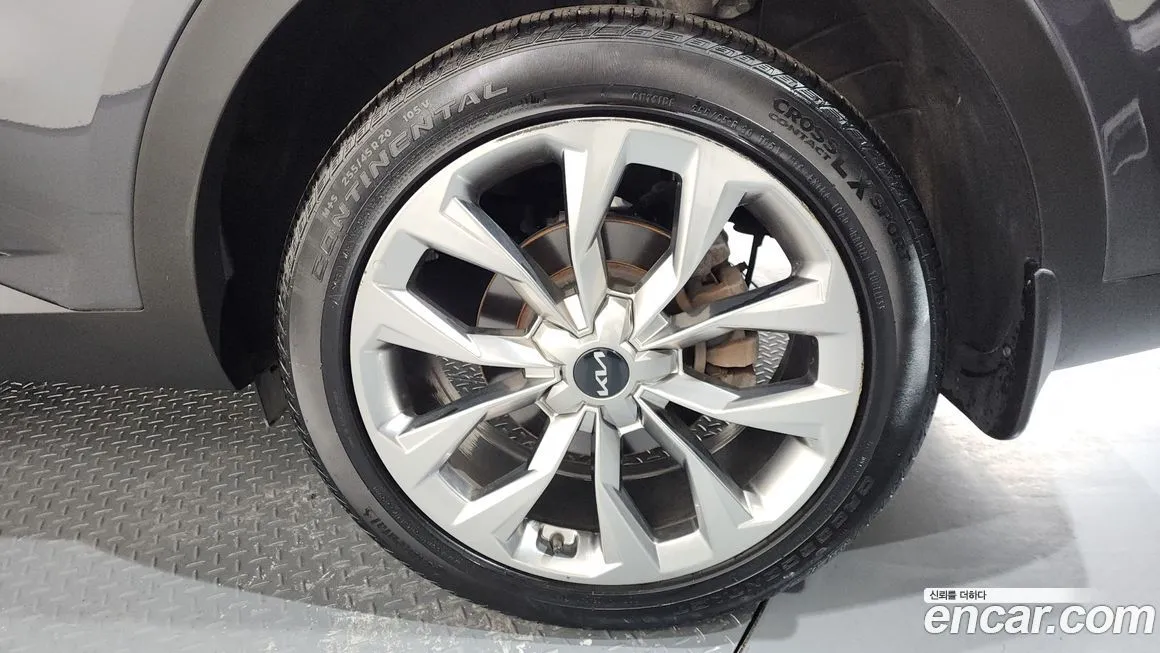 Kia Sorento — фото 5