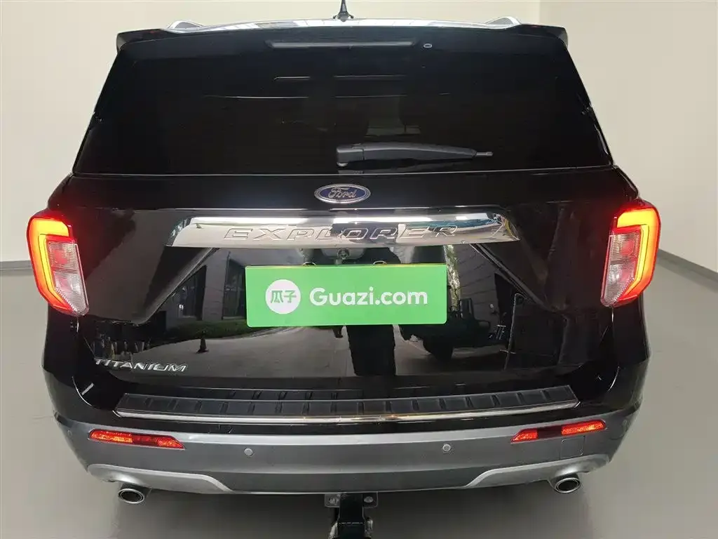Ford Explorer 2021 из CN, фото 6