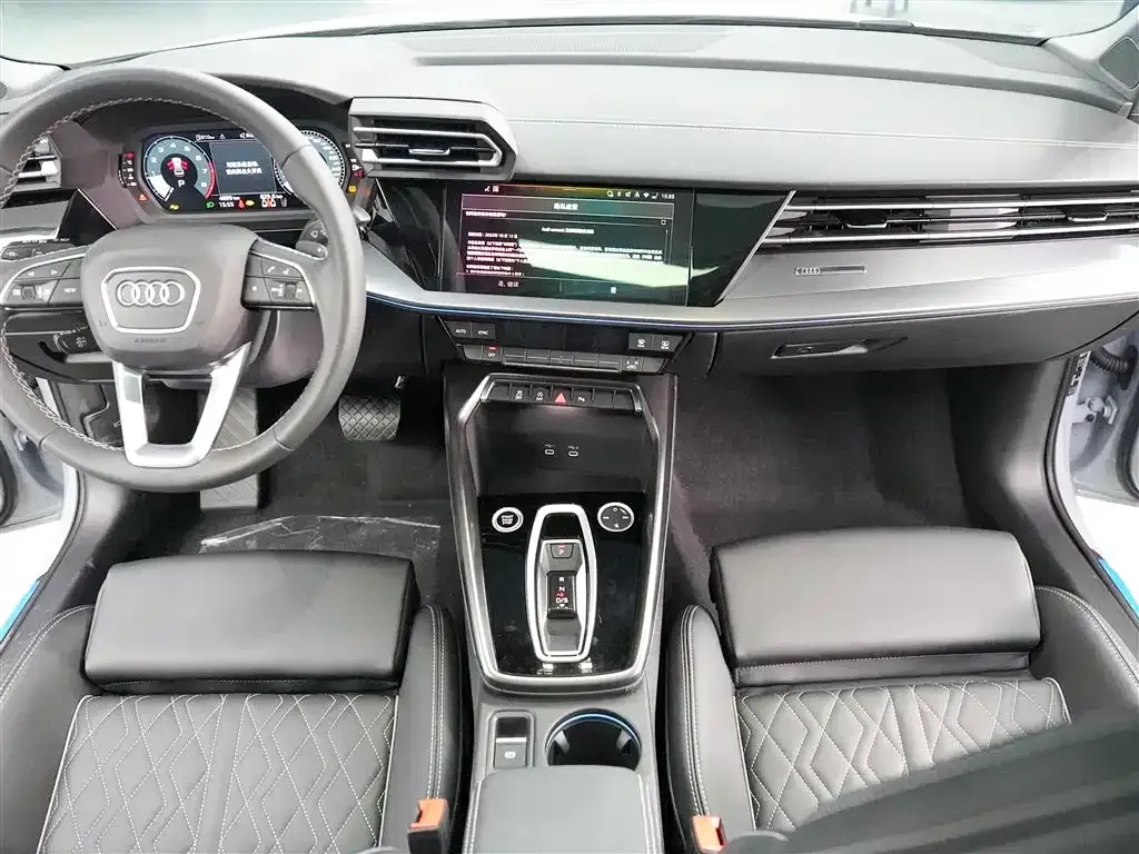 Audi A3 2025 из CN, фото 10