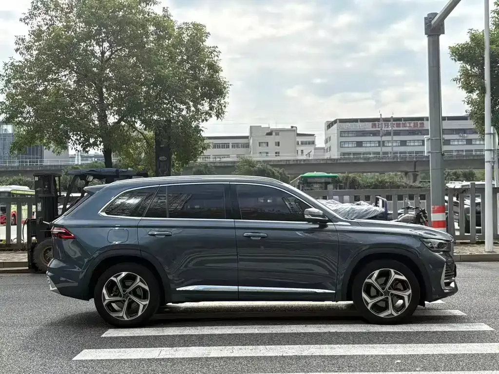 Geely Xingyue L 2023 из CN, фото 4