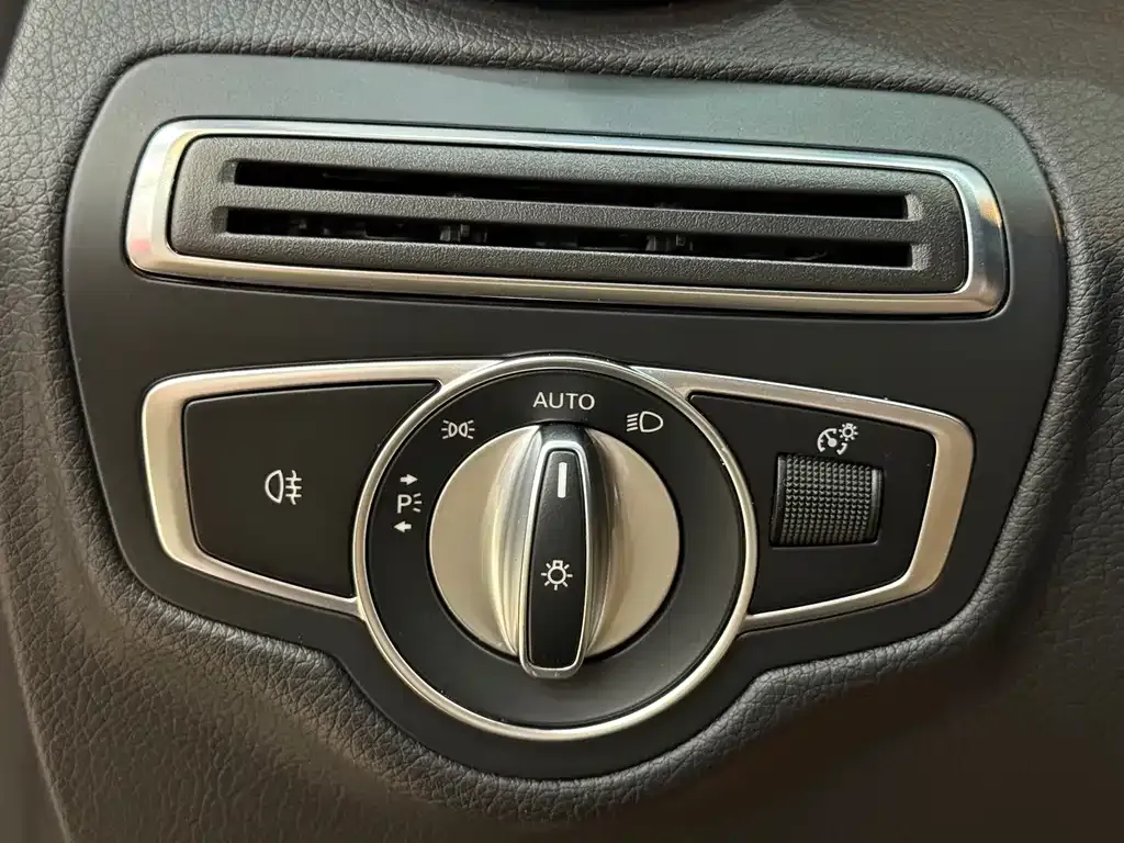 Mercedes-Benz GLC 2021 из CN, фото 10