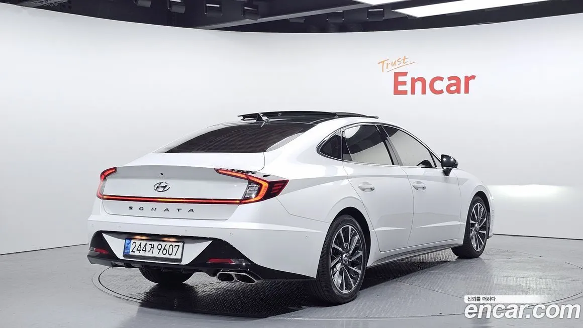 Hyundai Sonata — фото 2