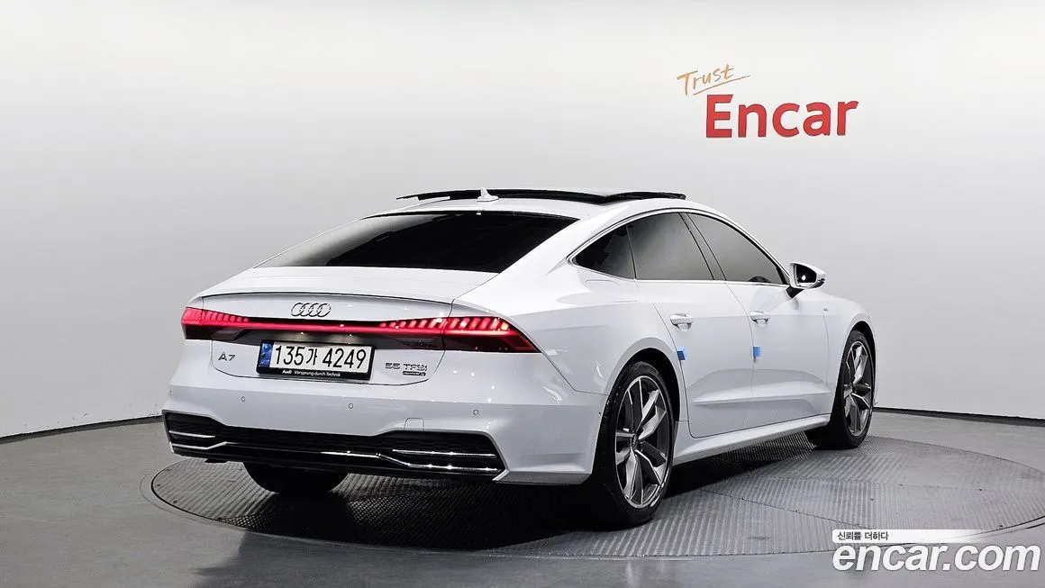Audi A7 — фото 2