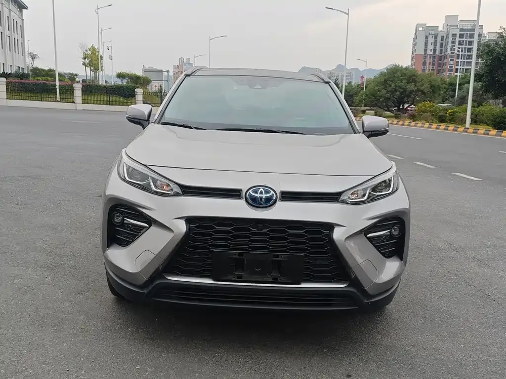 Toyota Wildlander 2023 из CN, фото 2