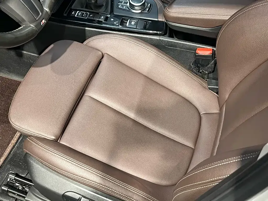 BMW X1 2021 из CN, фото 9