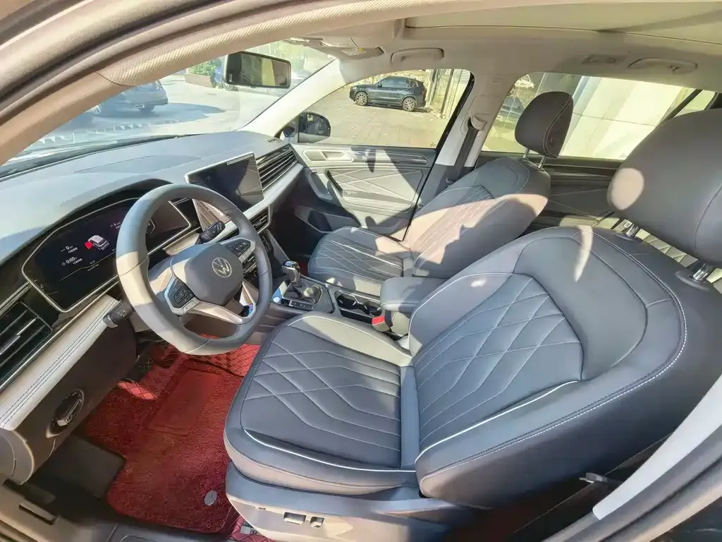 Volkswagen Tiguan L 2024 из CN, фото 7