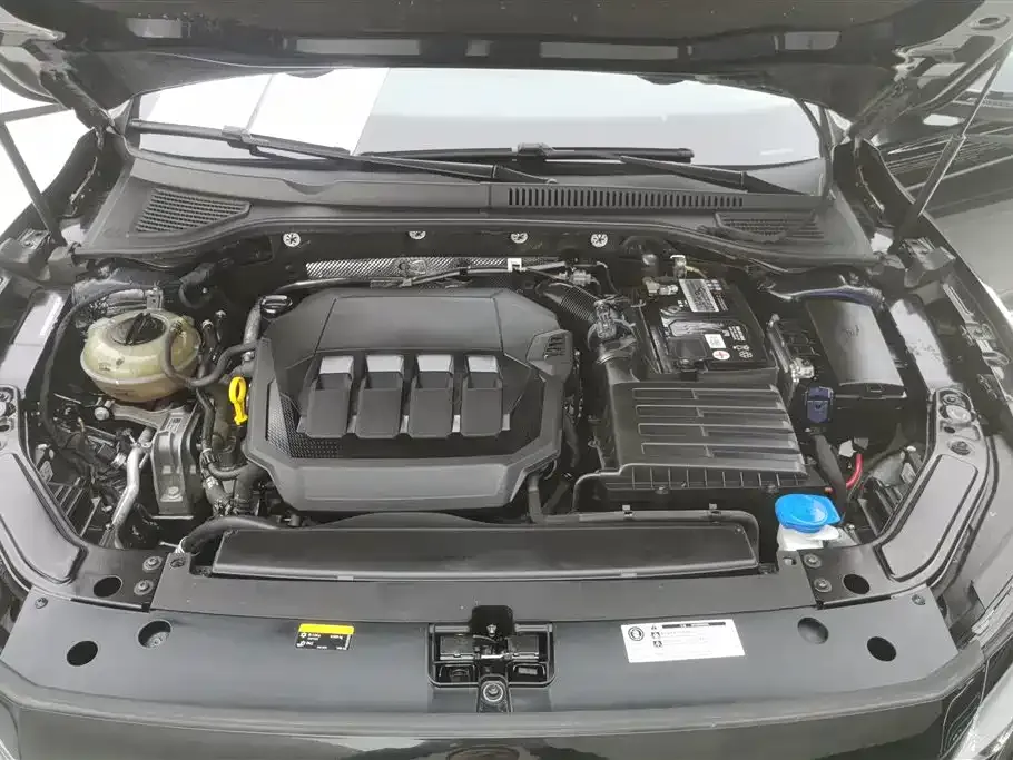 Volkswagen Passat 2022 из CN, фото 10