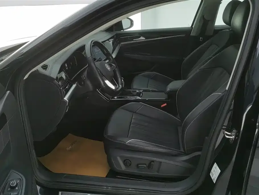Volkswagen Passat 2022 из CN, фото 9