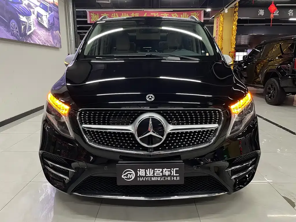 Mercedes-Benz V-Class 2021 из CN, фото 2