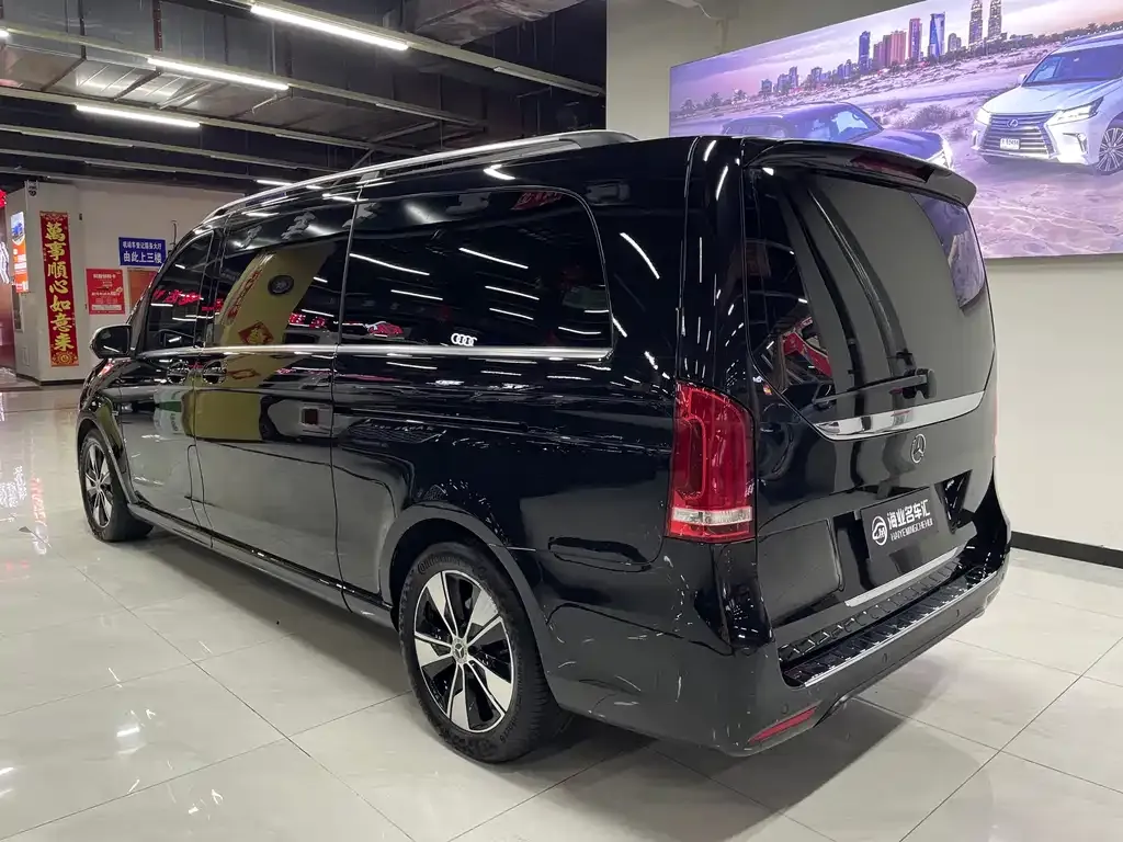 Mercedes-Benz V-Class 2021 из CN, фото 4