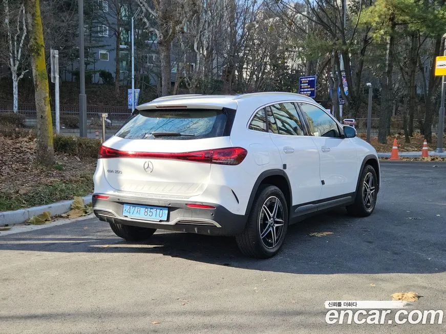 Mercedes-Benz EQA 2023 из KR, фото 2