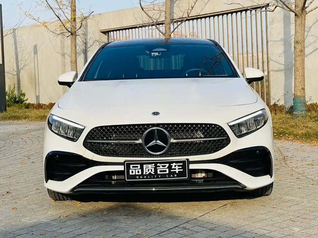 Mercedes-Benz A-Class 2024 из CN, фото 2