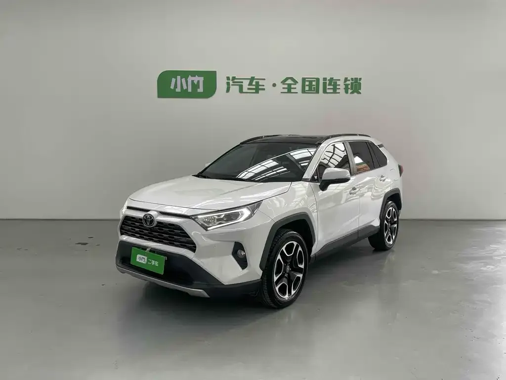 Toyota RAV4 2021 из CN, фото 1