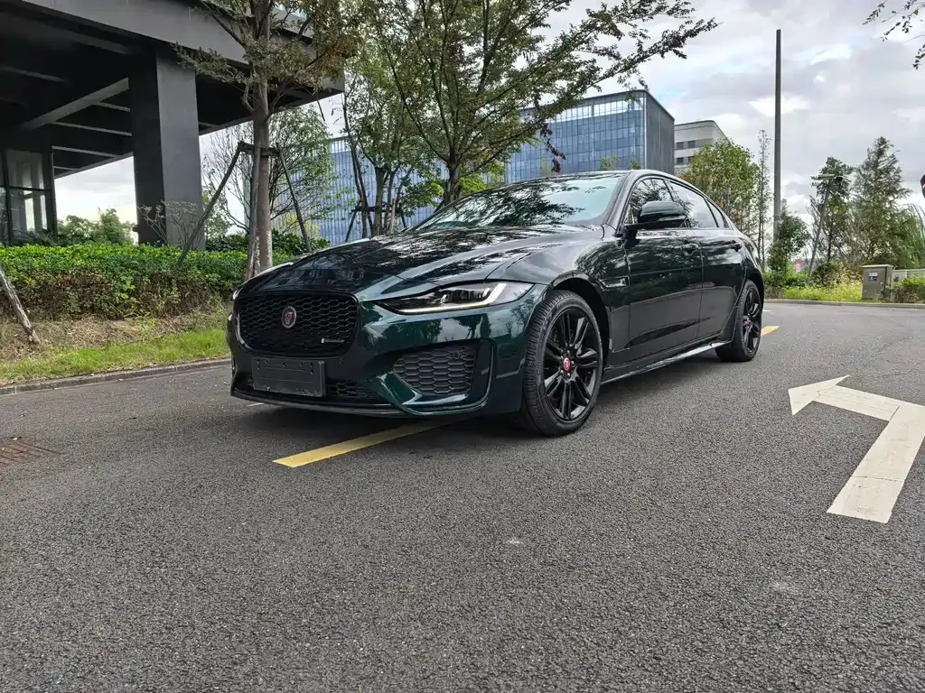 Jaguar XEL — фото 1