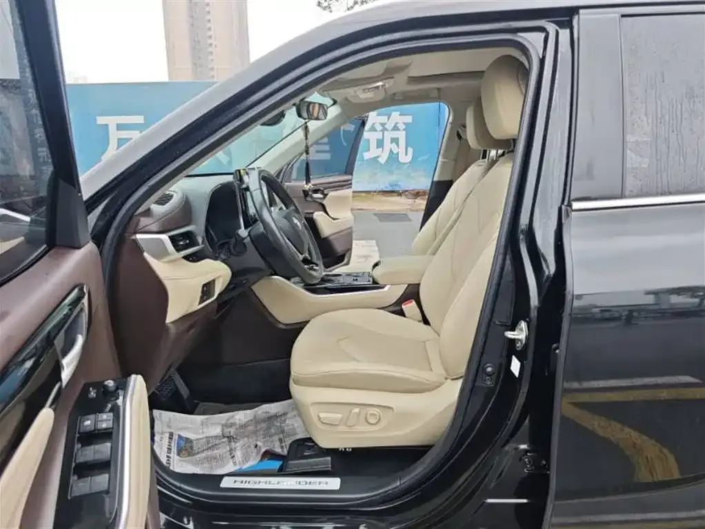 Toyota Highlander 2022 из CN, фото 8