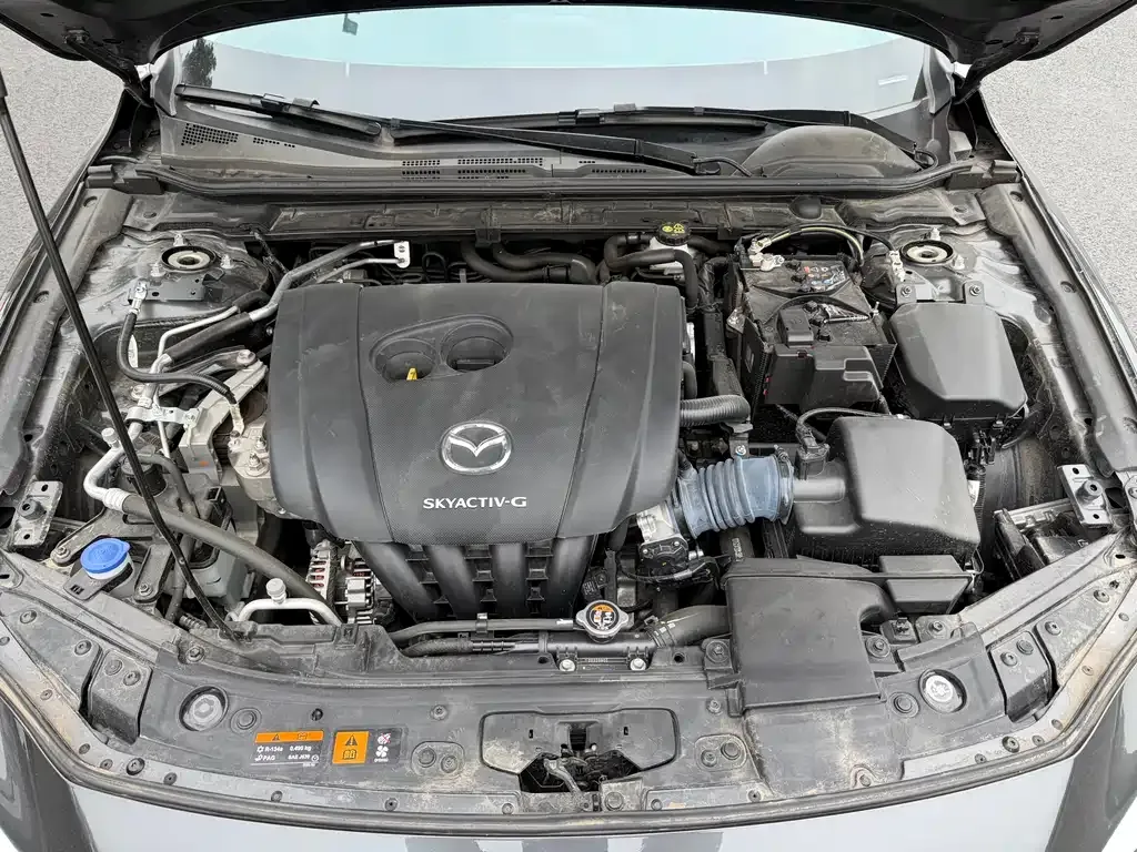 Mazda 3 Axela 2023 из CN, фото 9