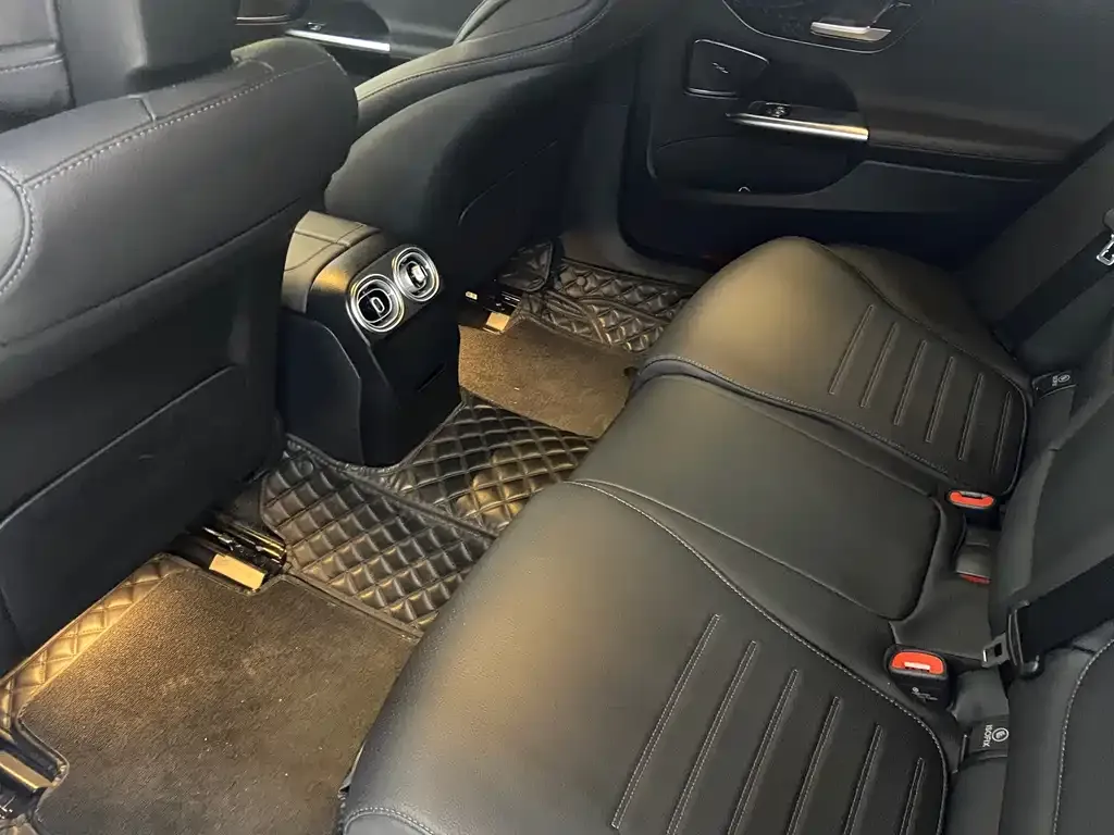 Mercedes-Benz C-Class 2024 из CN, фото 9