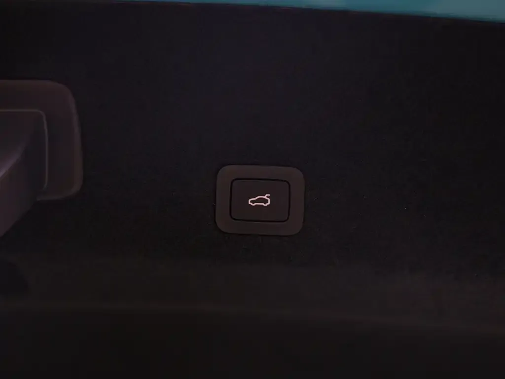 Xiaomi SU7 2025 из CN, фото 10