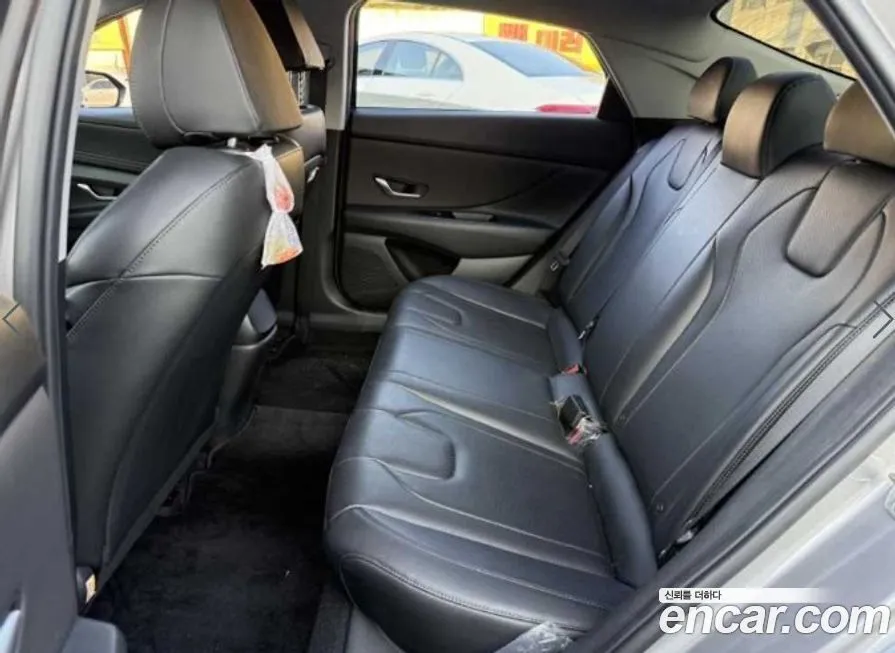 Hyundai AVANTE 2021 из KR, фото 3