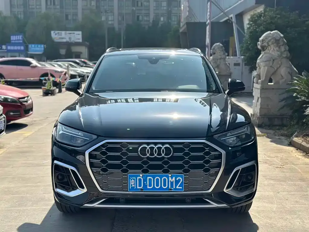 Audi Q5L 2022 из CN, фото 2