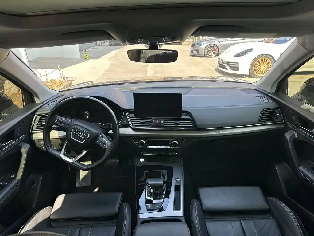 Audi Q5L 2022 из CN, фото 3