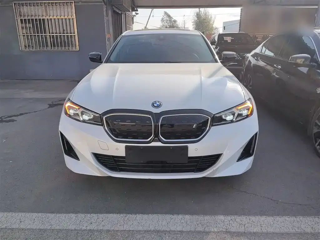 BMW i3 2023 из CN, фото 3
