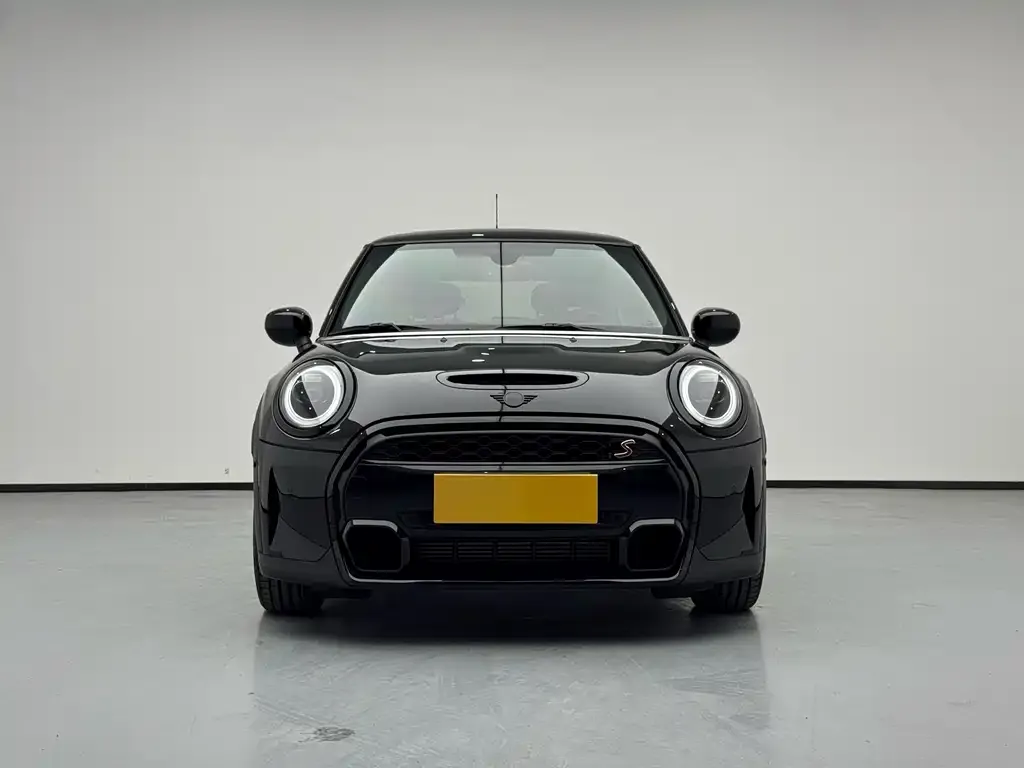 MINI Cooper (3-door) 2024 из CN, фото 3
