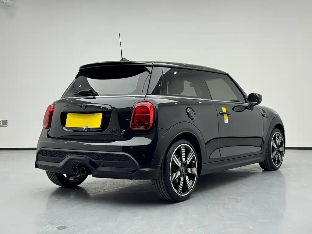MINI Cooper (3-door) 2024 из CN, фото 4