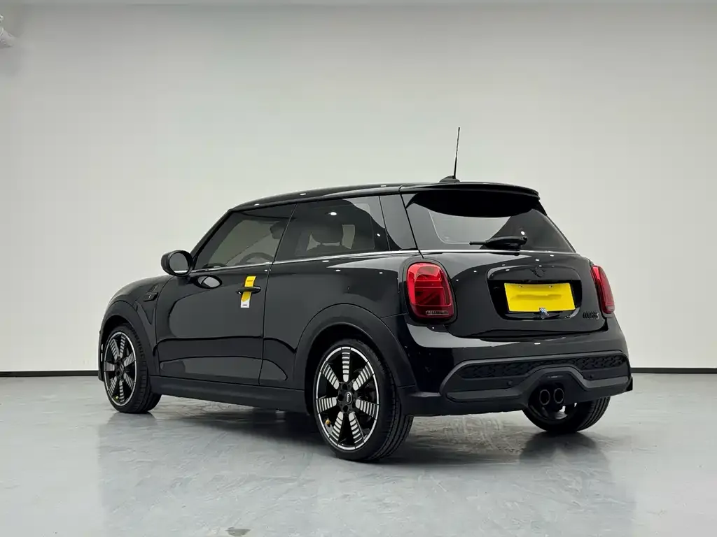 MINI Cooper (3-door) 2024 из CN, фото 5