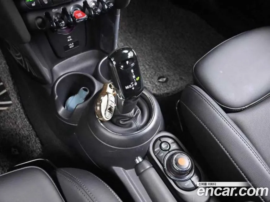 Mini Cooper 2021 из KR, фото 9