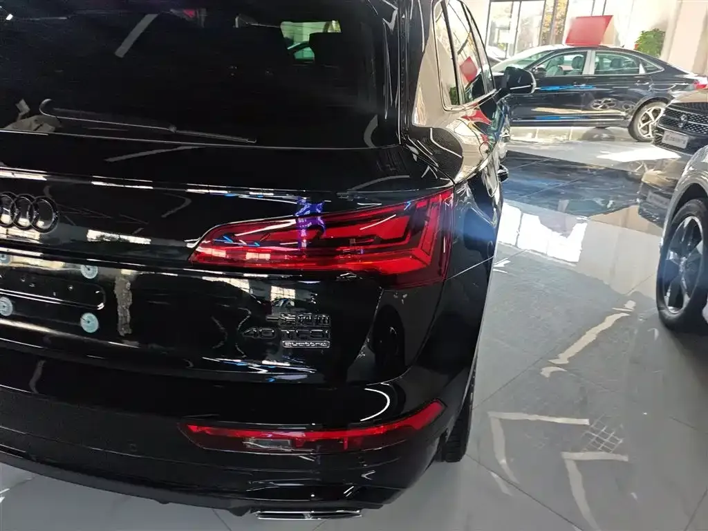 Audi Q5L 2024 из CN, фото 8