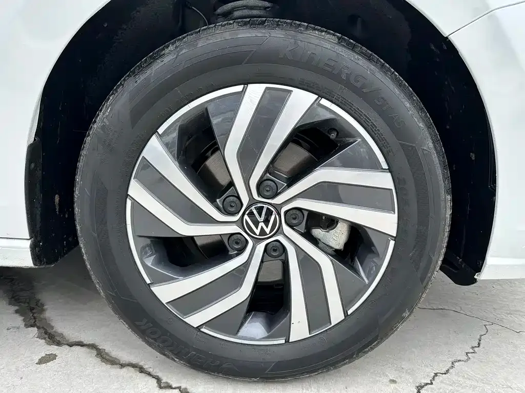 Volkswagen Bora 2025 из CN, фото 10