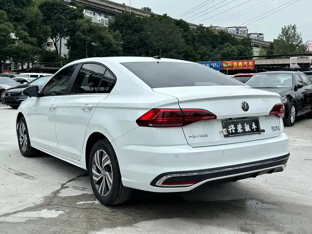 Volkswagen Bora 2025 из CN, фото 5