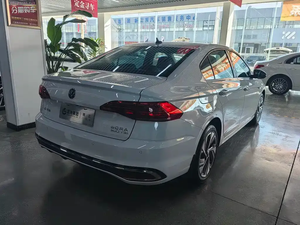 Volkswagen Bora 2024 из CN, фото 3