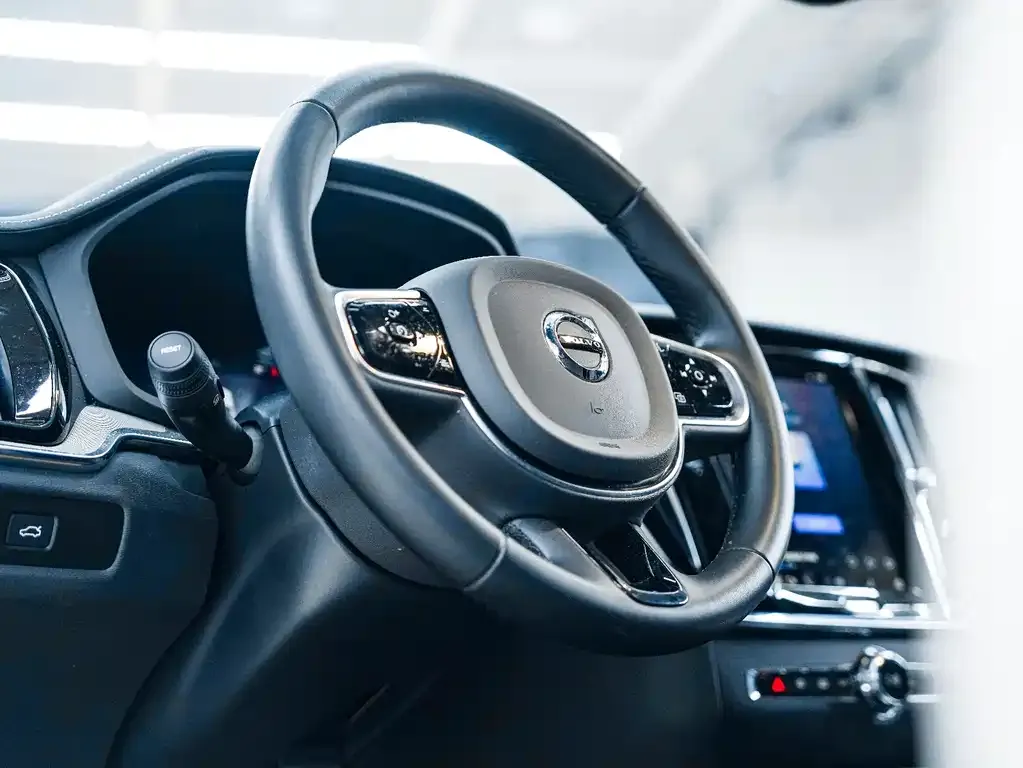 Volvo S60 2023 из CN, фото 6