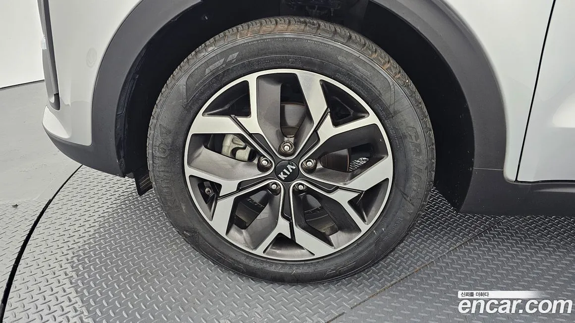 Kia Sportage — фото 5