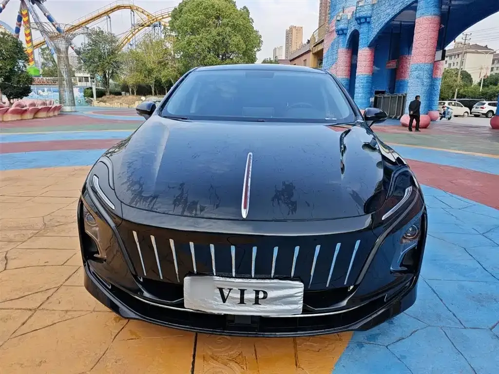 Hongqi E-QM5 2024 из CN, фото 3