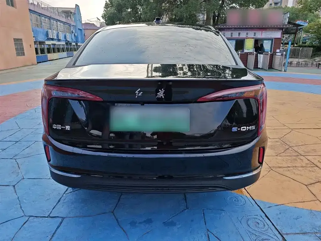 Hongqi E-QM5 2024 из CN, фото 6