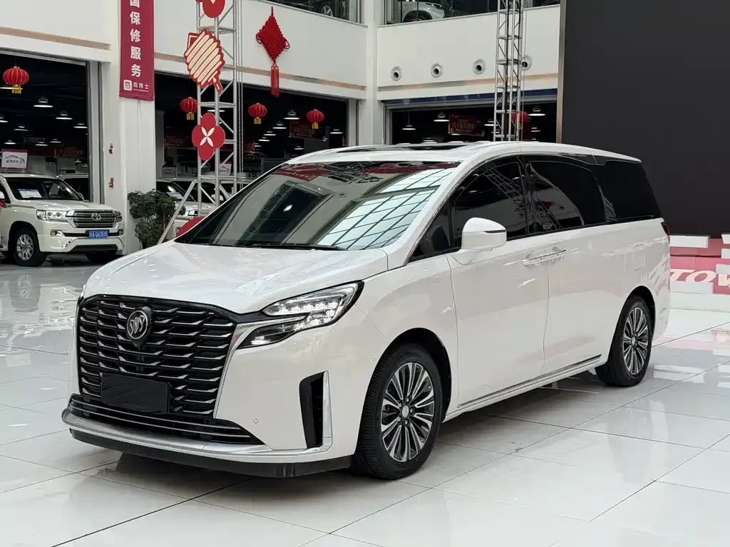 Buick GL8 2023 из CN, фото 1