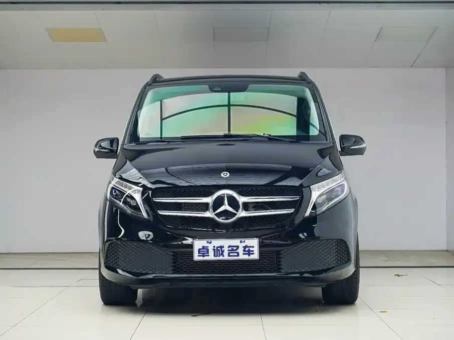 Mercedes-Benz V-Class 2021 из CN, фото 2