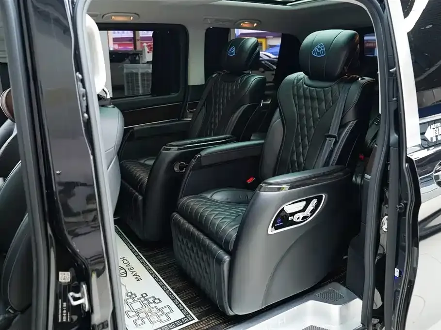 Mercedes-Benz V-Class 2021 из CN, фото 4
