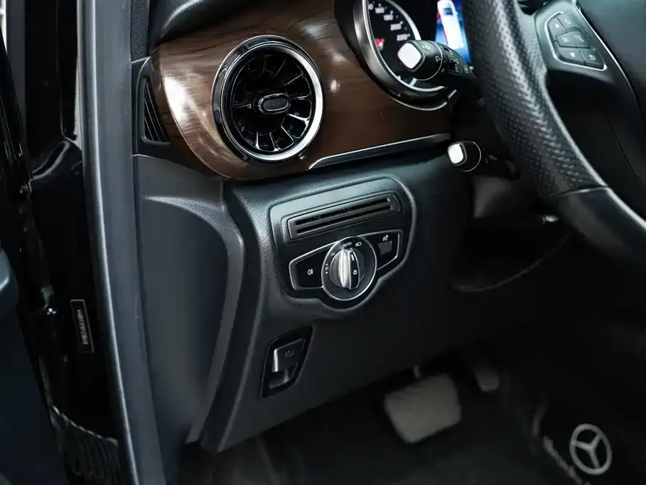 Mercedes-Benz V-Class 2021 из CN, фото 8