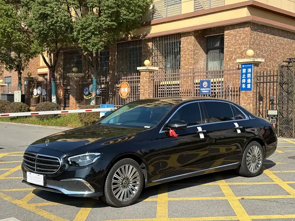 Mercedes-Benz E-Class 2022 из CN, фото 1