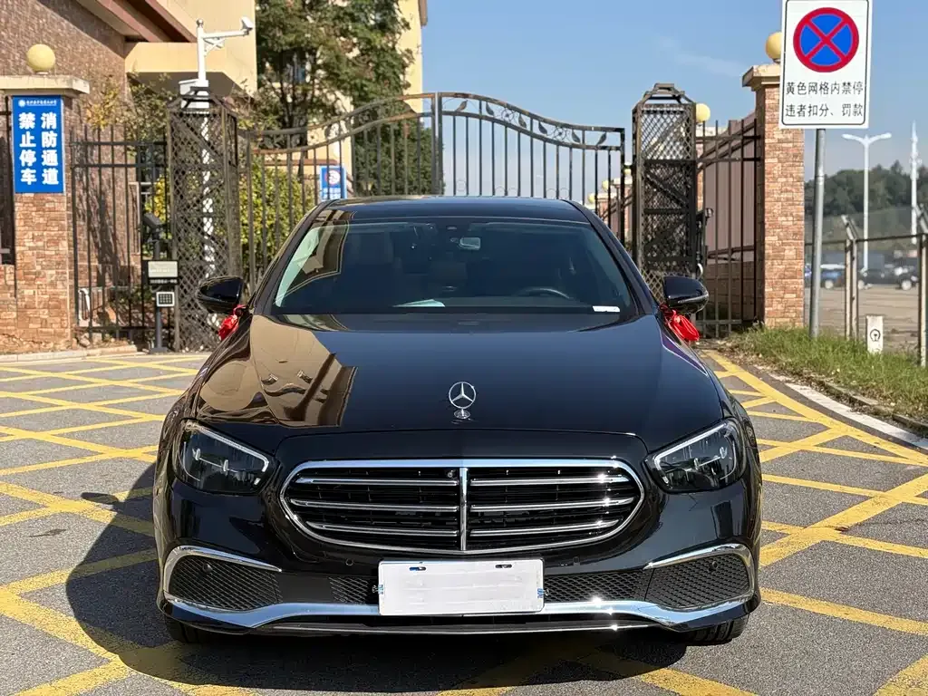 Mercedes-Benz E-Class 2022 из CN, фото 2